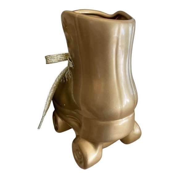 New Gold Ceramic Roller Skate Giftable Barbicore Minimalist Skate Girl SOFTGIRL - Picture 4 of 6